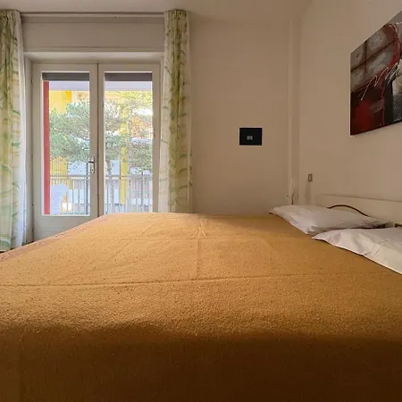 Smeralda Xl, 3 8 Posti 200mt Dal Mare