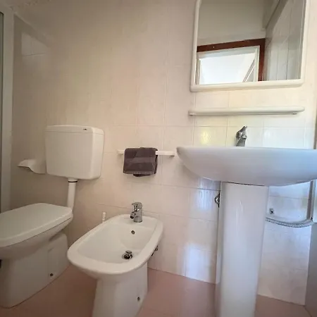 Апартаменты Smeralda Xl, 3 8 Posti 200mt Dal Mare