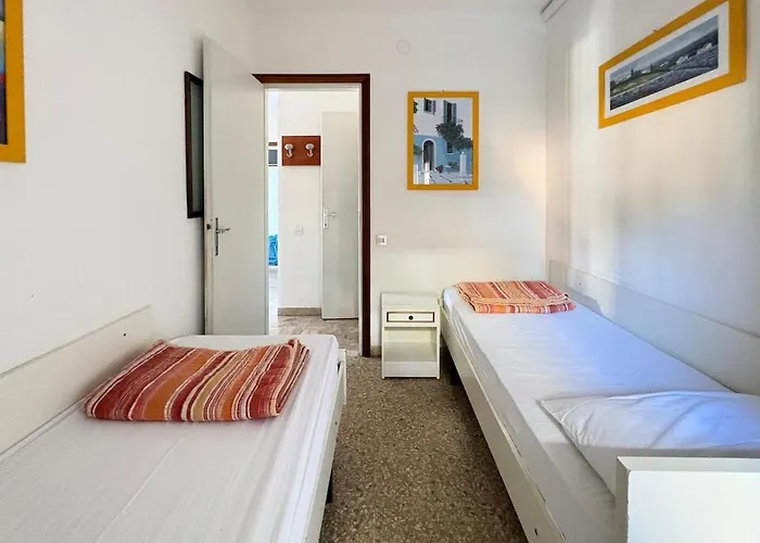 Smeralda Xl, 3 8 Posti 200mt Dal Mare Апартаменты